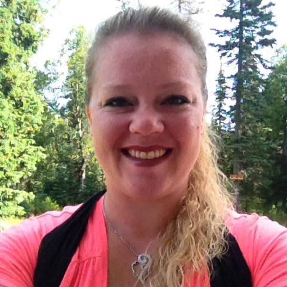 Meet your Posher, April